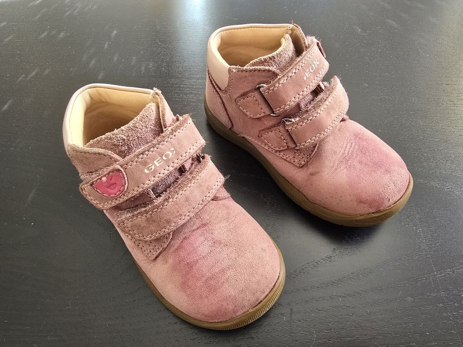 23 / Botas pele Geox Menina