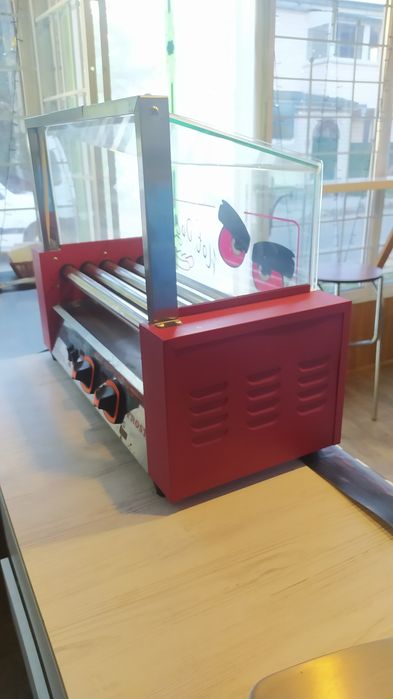 Роликовий гриль для хот догів