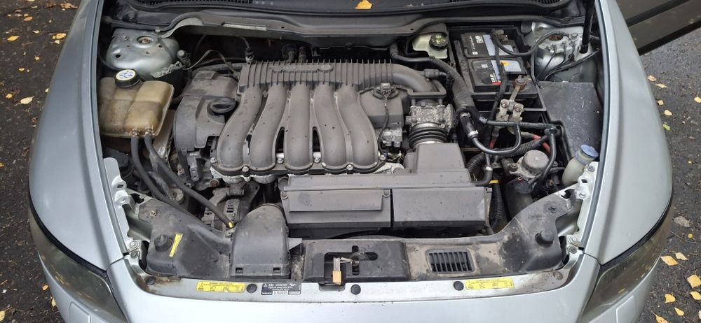 VOLVO S 40 2.5 L