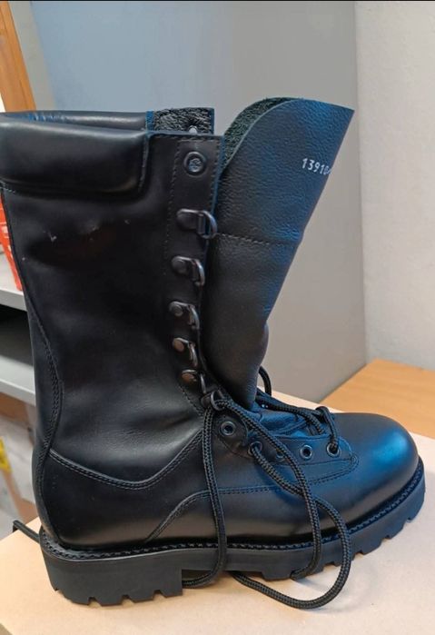 Botas tipo militar
