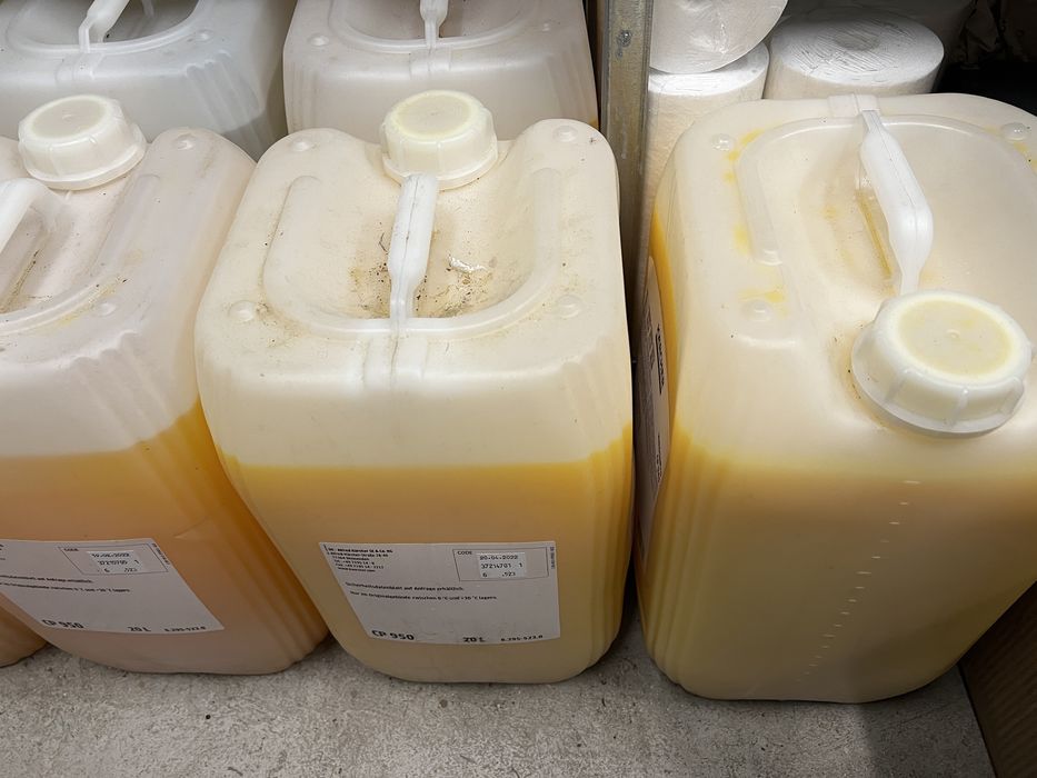 Beczka, karnister 20 l i 25 l karnistry beczki