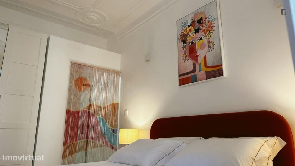 Quarto - localizado em Arroios Lisbon