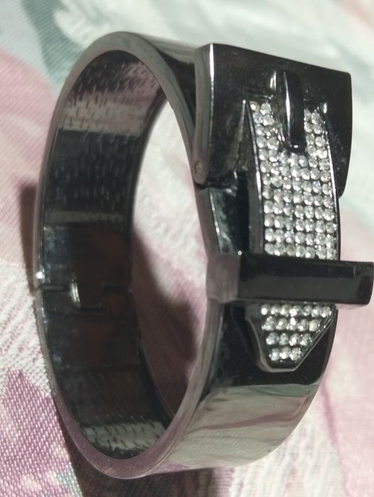 Pulseira em Ródio Negro com Cristais