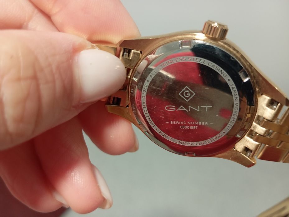 Relógio dourado Gant