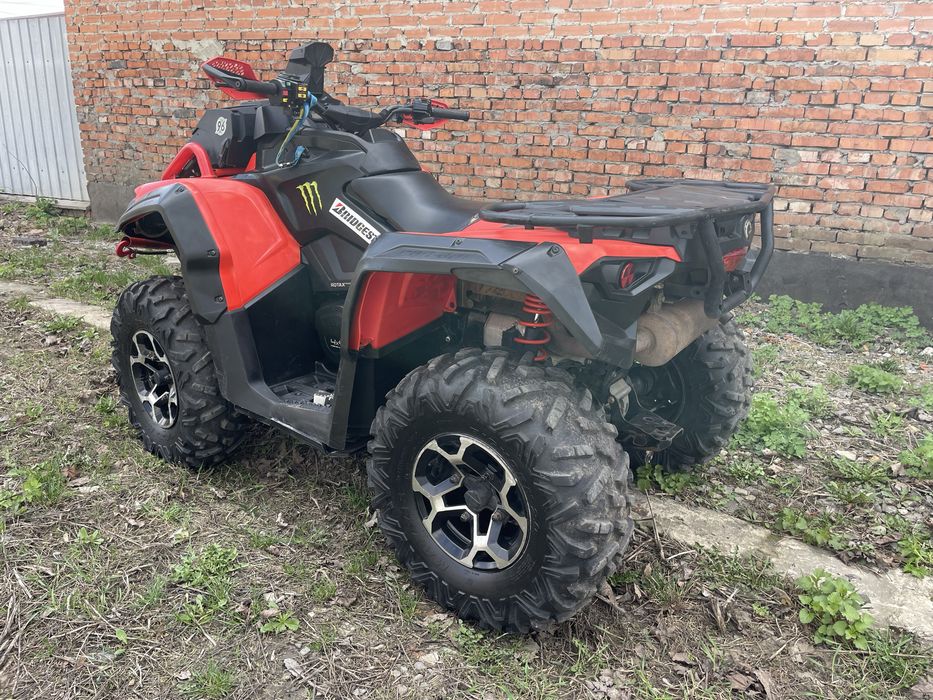Can-am BRP outlander 570 XMR