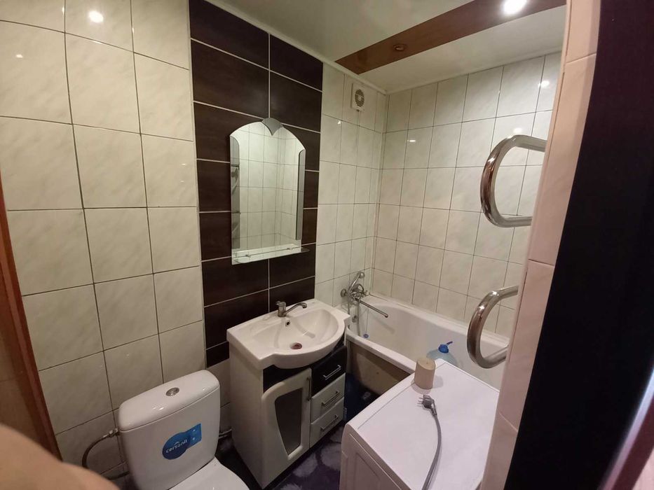 Продам 3 комн. кв-ру в п. Эсхар, центр