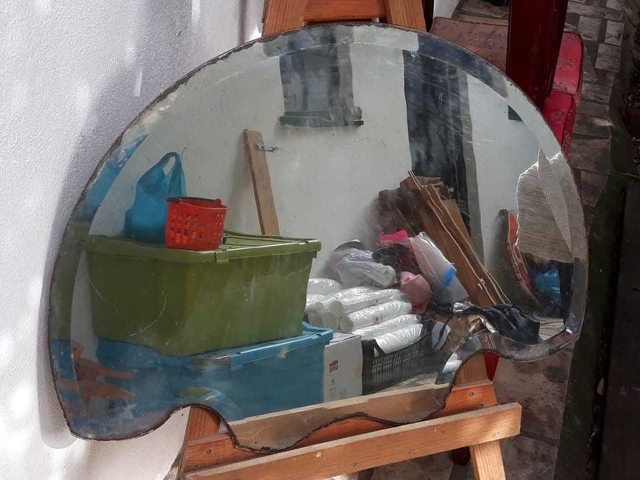 Antigo espelho Oval biselado Anos 50