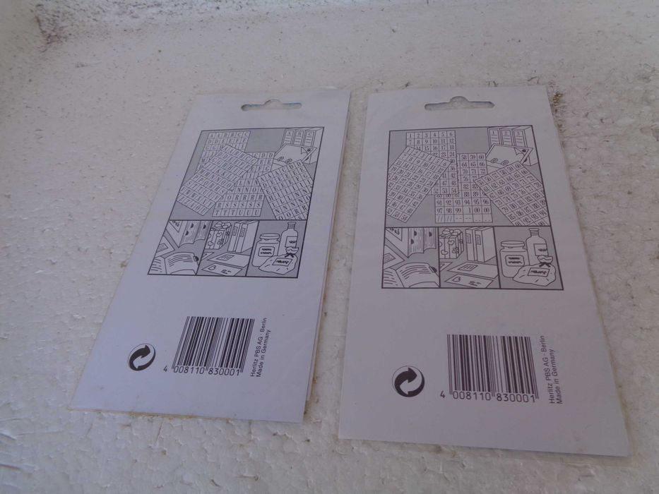 Marcadores autocolantes de letras e numeros até 100