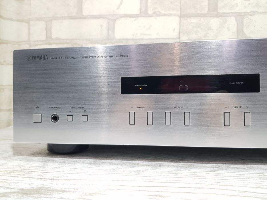 Стерео підсилювач YAMAHA A-S201, *2x140 Вт, б/у з Німеччини