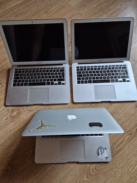 3 x Laptop  Apple macbook air