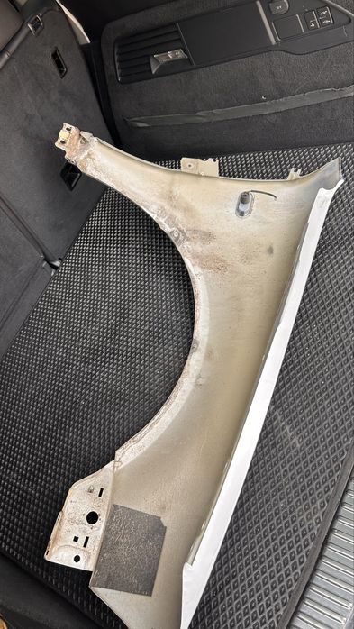 Volkswagen Passat b5 fl błotnik lewy LA7W oryginał