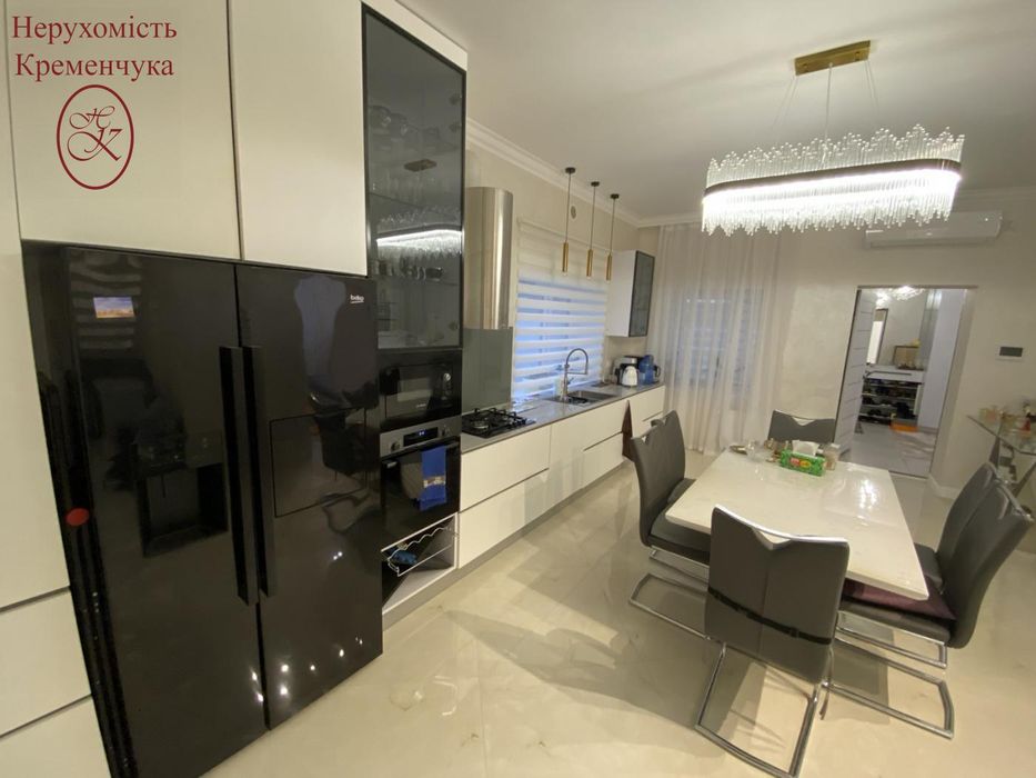 Продам чудовий будинок