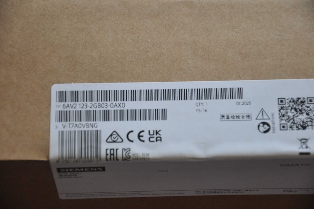 Panel Siemens KTP700 basic 6AV2123-2GB03-0AX0