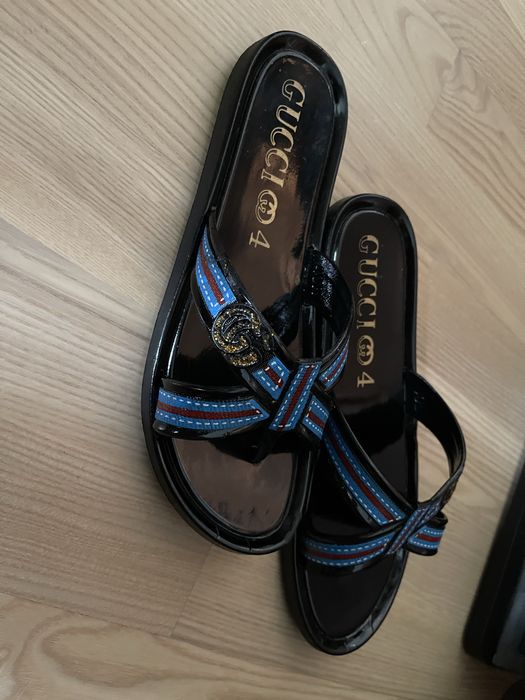 Sprzedam kapcie Gucci