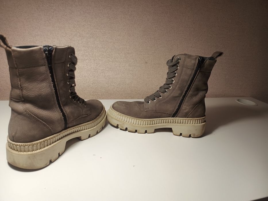 Шкіряні черевики Pat Calvin