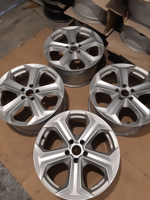 Тітіни,диски 5/112 r18 ALUTEC ГАРНИЙ СТАН