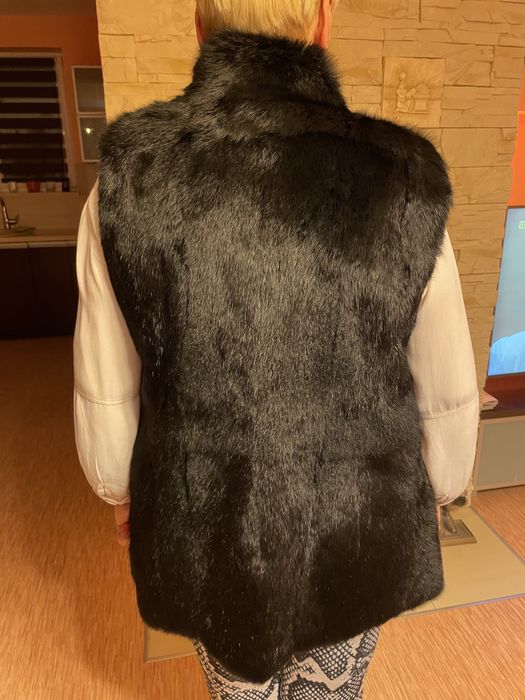 Skorzana futrzana kamizelka z królika, naturalna