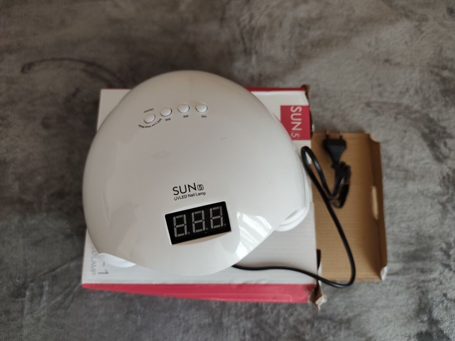 Лампа для манікюру