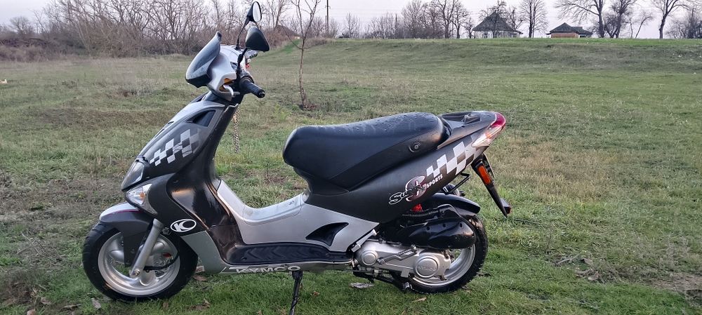 Скутер CYMCO Super 9 Sports в Гарному Стані (не хонда ямаха сусукі)