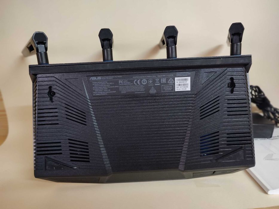 Asus RT-AC87U Wireless-AC2400 Router Rio Tinto • OLX.pt