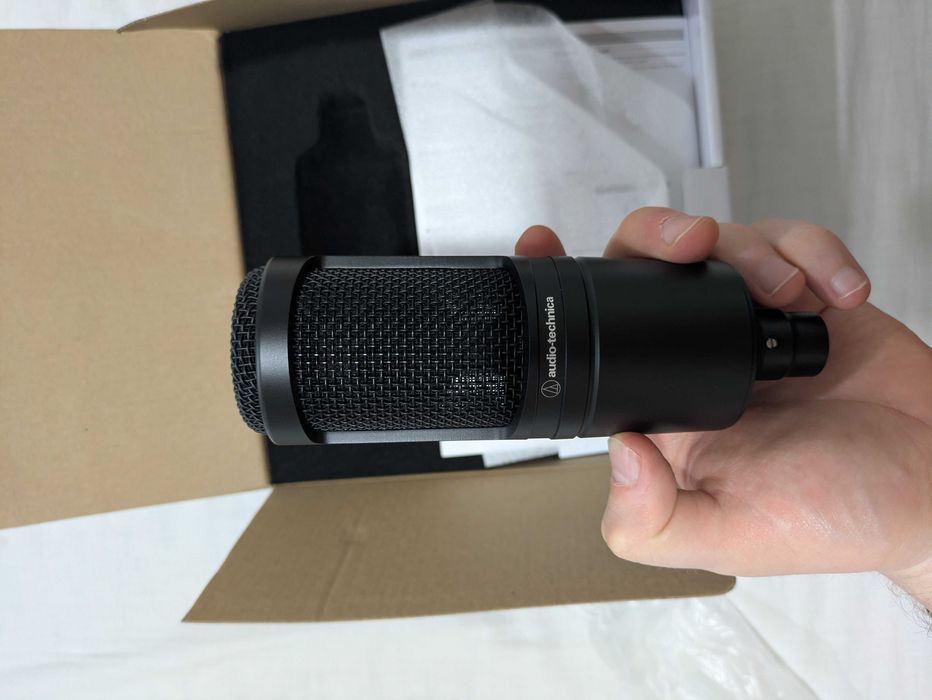 Kit de microfone Audio Technica AT2020