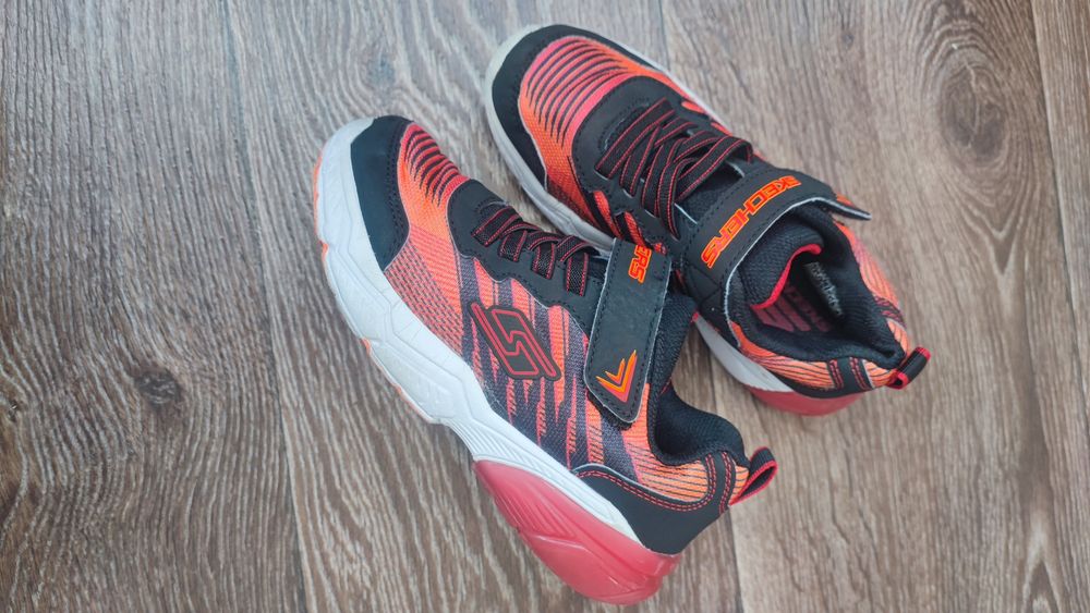 кросівки для хлопчика sketchers 29