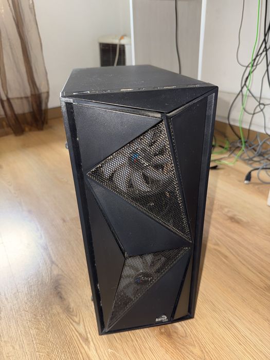 Refurbished Computer466175532582850562