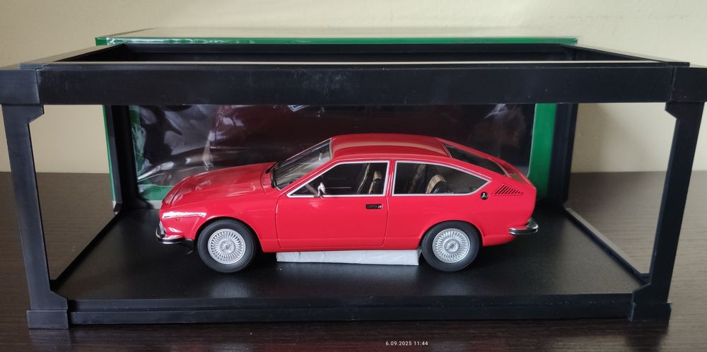 Alfa Romeo Alfetta GT 1:18 Cult Models