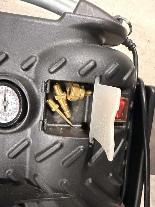 Compressor portátil 5 litros 1.5 cv 10 bar Stanley Airboss DN200/10/5