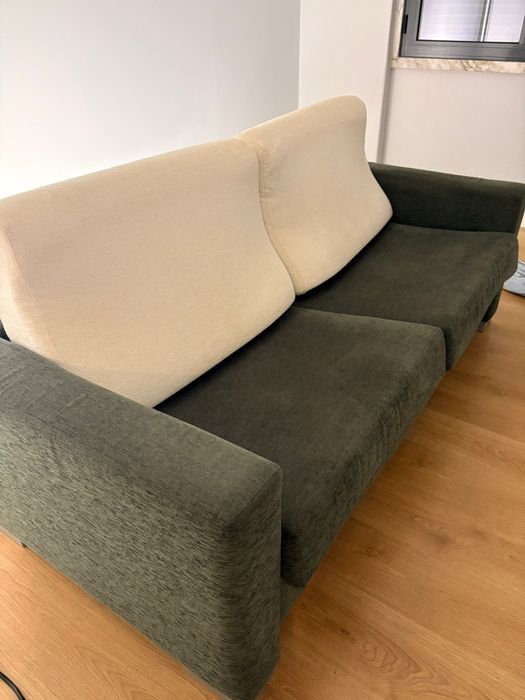 Sofá com cama em bom estado