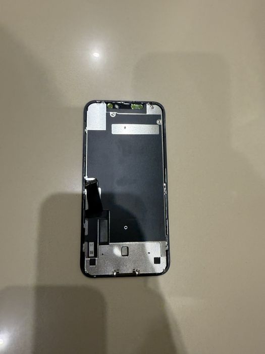 Дисплей APPLE iPhone 11 з чорним тачскріном