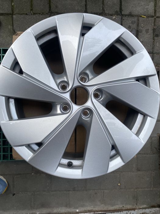 Felgi Aluminiowe oryginalne vw 5x112 17 cali.