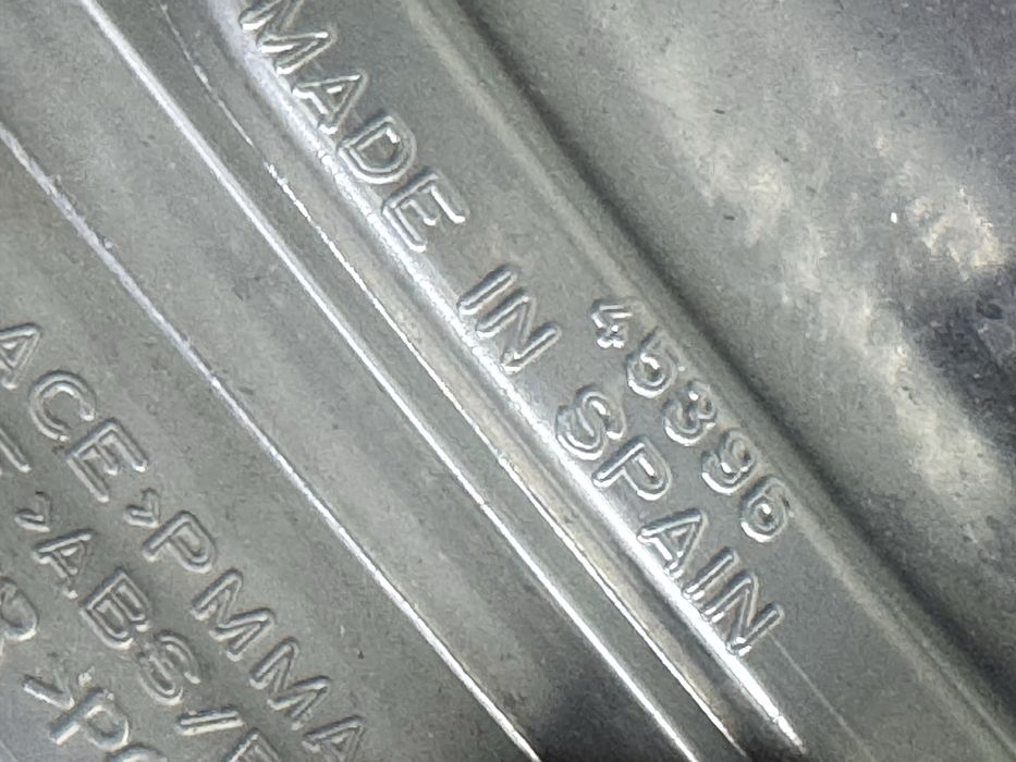 Задні фонарі Citroen C-Elysee 2016p