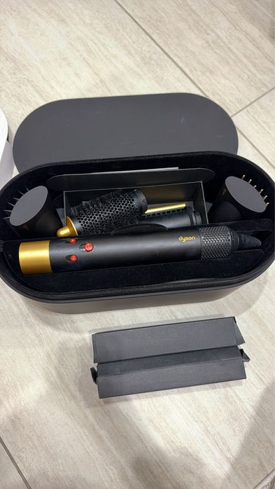 Продам фен Dyson оригінал