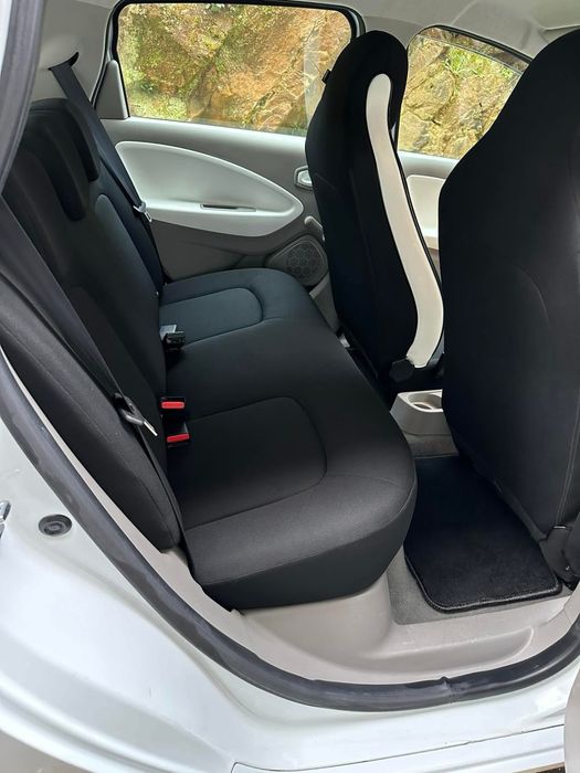 Zoe com baterias proprias 41kw