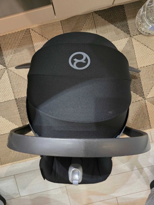 Автокрісло Cybex Cloud Z i-Size Deep Black