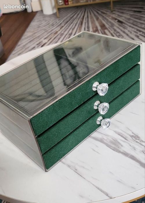акрилово бархатна шкатулка для прикрас