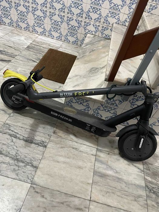 Trotinete Elétrica 25km de Autonomia