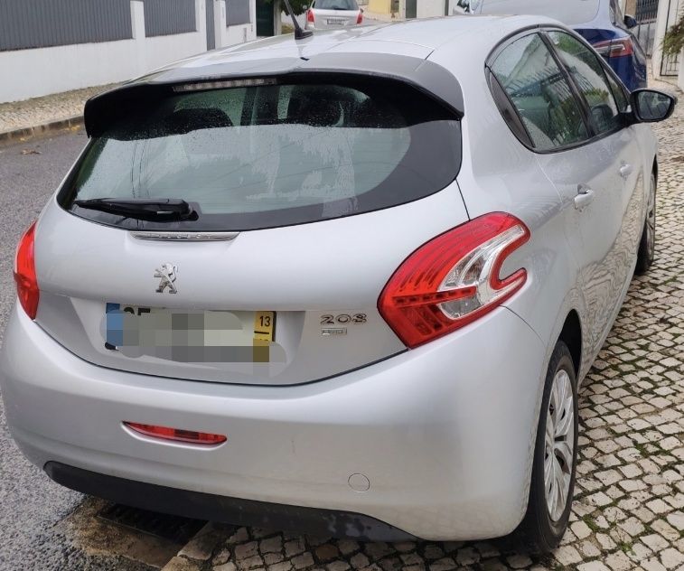 Peugeot 208 1.6 Hdi *Muito Bom estado geral*