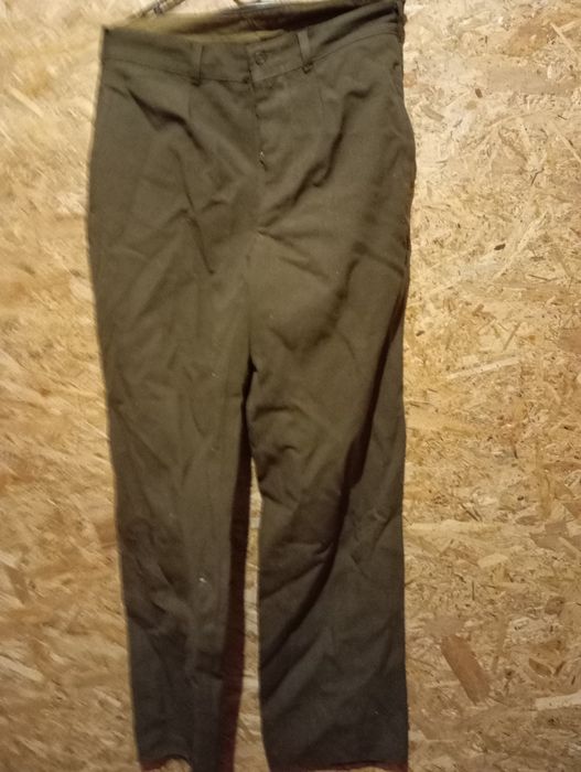 Китель и брюки .