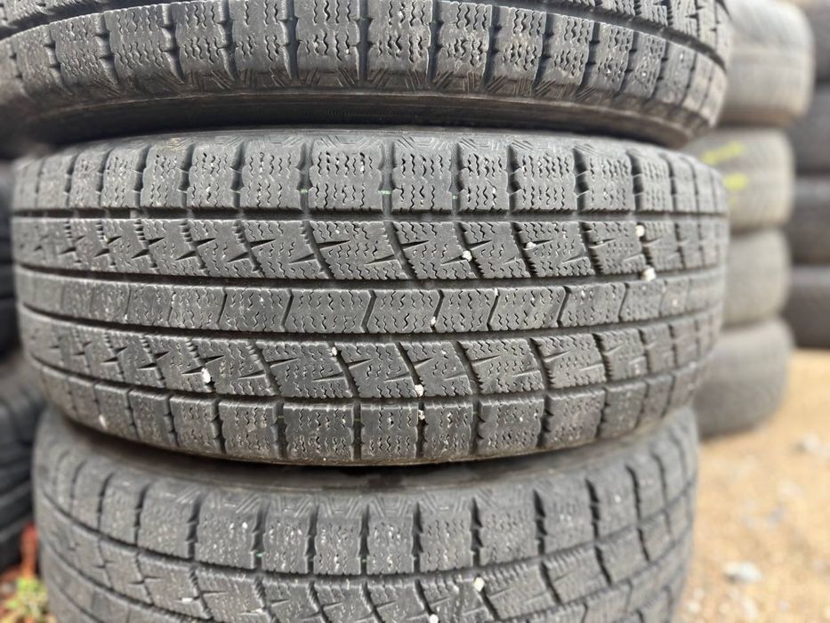 Продам 185/65 r15 резина зима, диски r15 kia rio 2013 рік