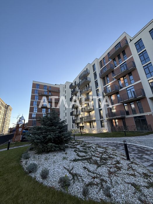 Продаж квартири у ЖК Perfect Life з власною прибудинковою територією