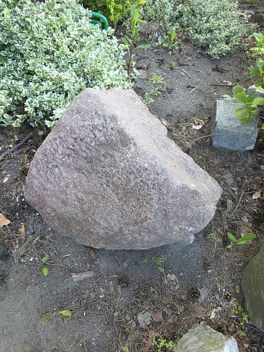 Oddam za darmo kamienie duze i mniejsze
