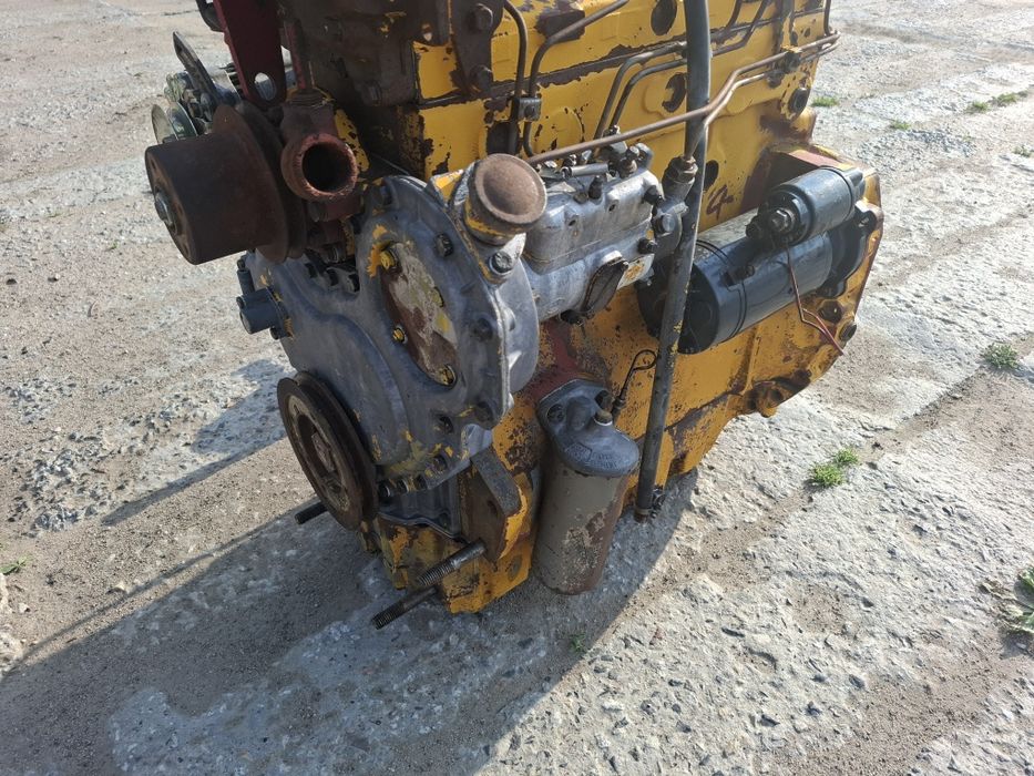 Silnik perkins 4cyl mf ursus landini jcb cat pompa wspomagania pokrywa