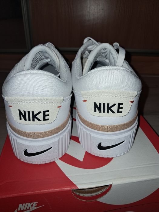 Nike nowe court Legacy r. 44.5