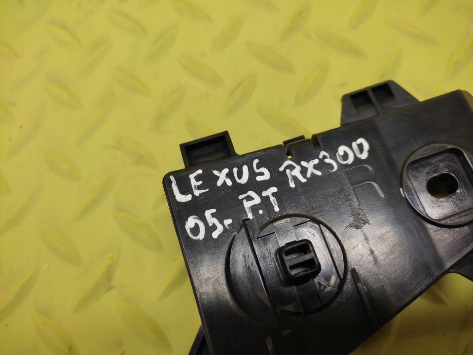 lexus rx300 ślizg zderzaka prawy tył 5215548011