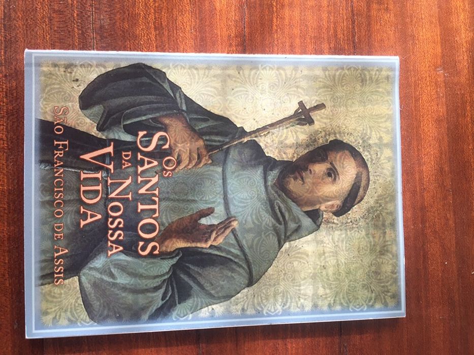 Colecção de livros “ os santos da nossa vida”