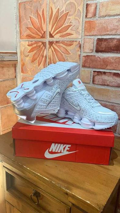 Buty sportowe Nike Shox TL White r.46