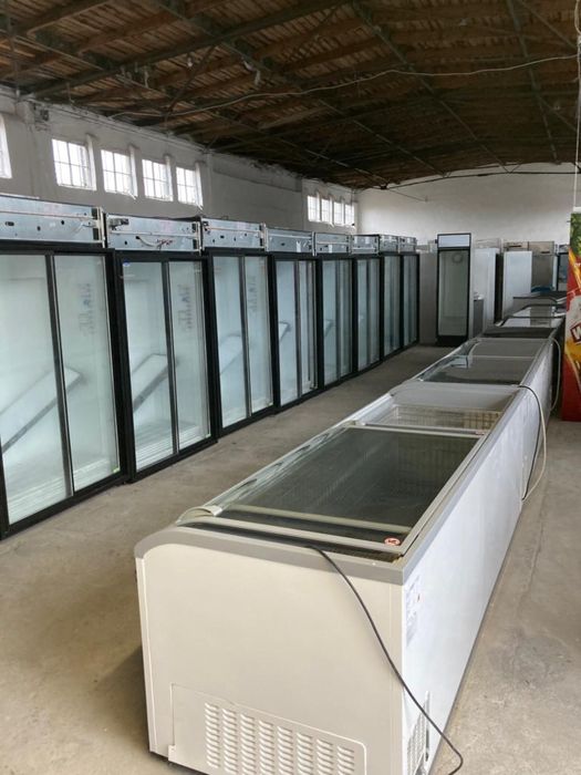 Zamrażarka Aht Paris 250 cm . 800 l . witryna mrożnicza