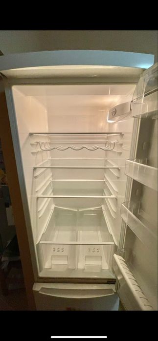 Вживаний холодильник Zanussi